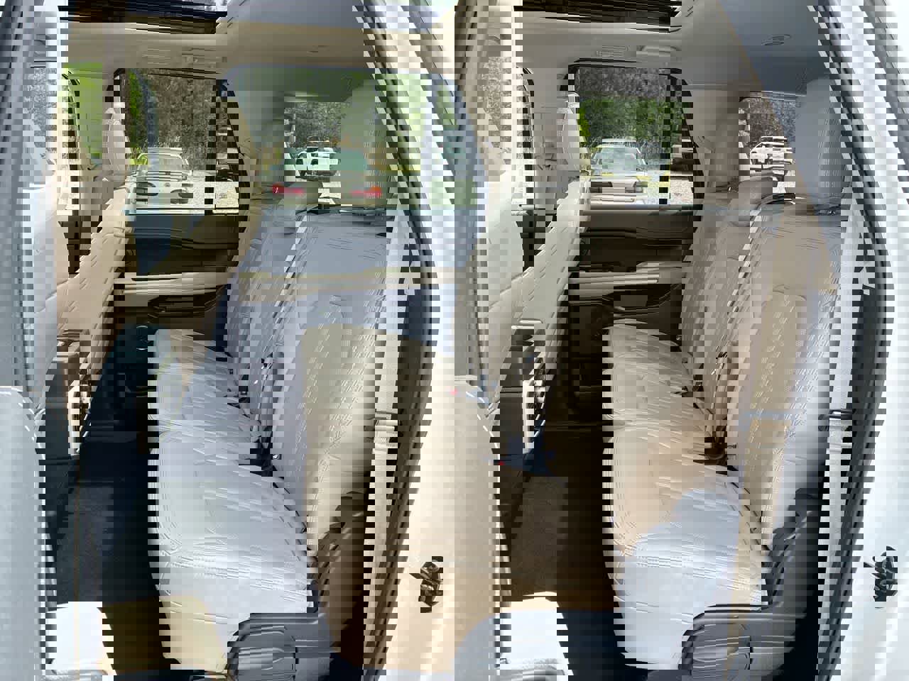 Used 2024 Ford Expedition Max Limited image 26