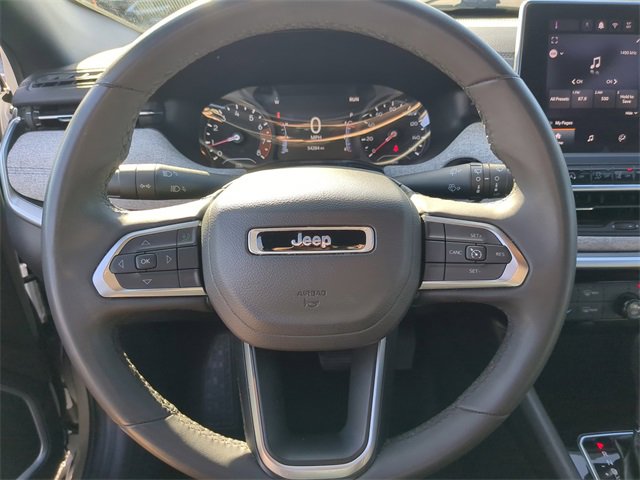 Used 2024 Jeep Compass Latitude image 31