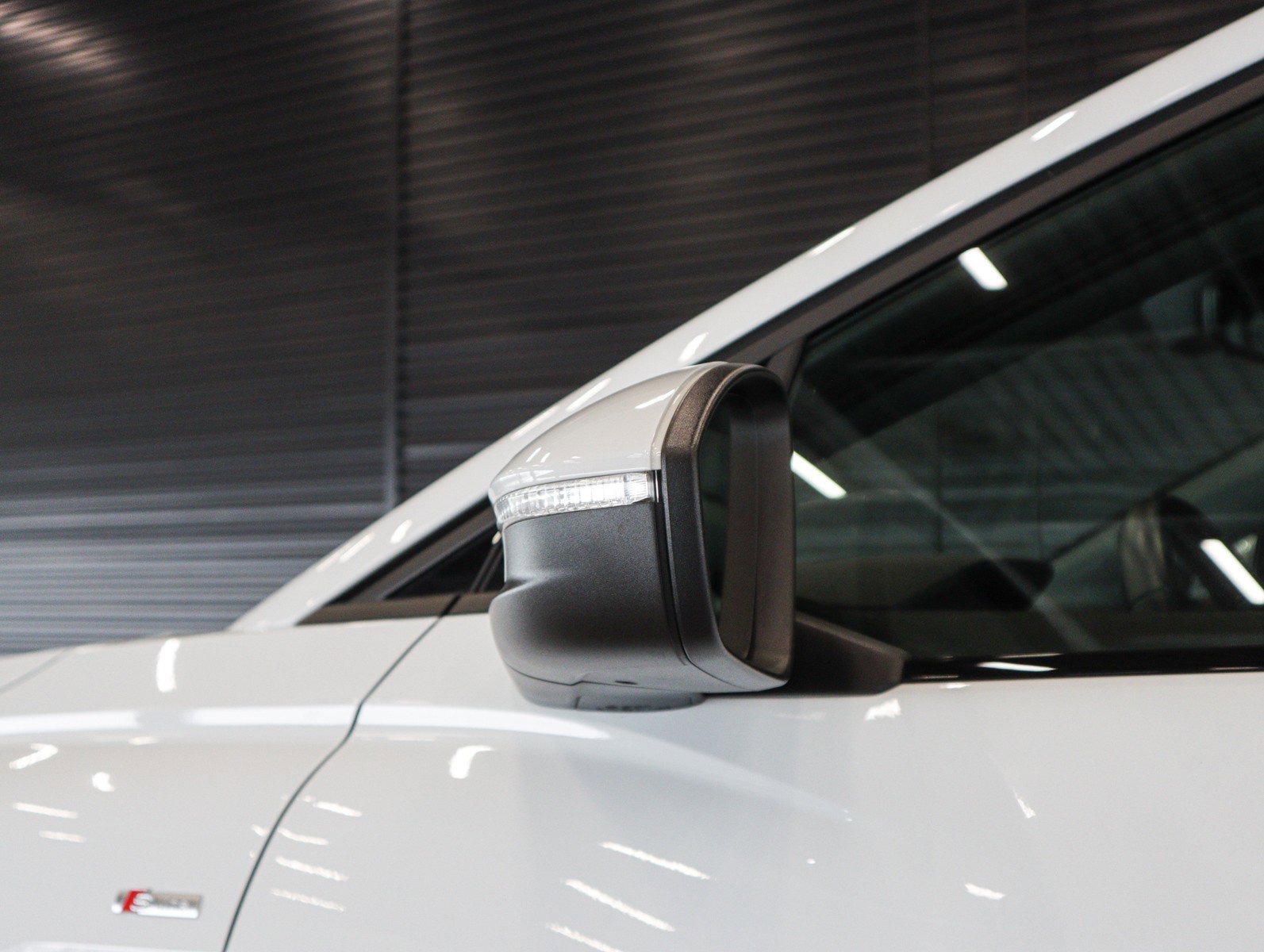 Certified 2024 Audi Q4 e-tron Premium Plus image 31