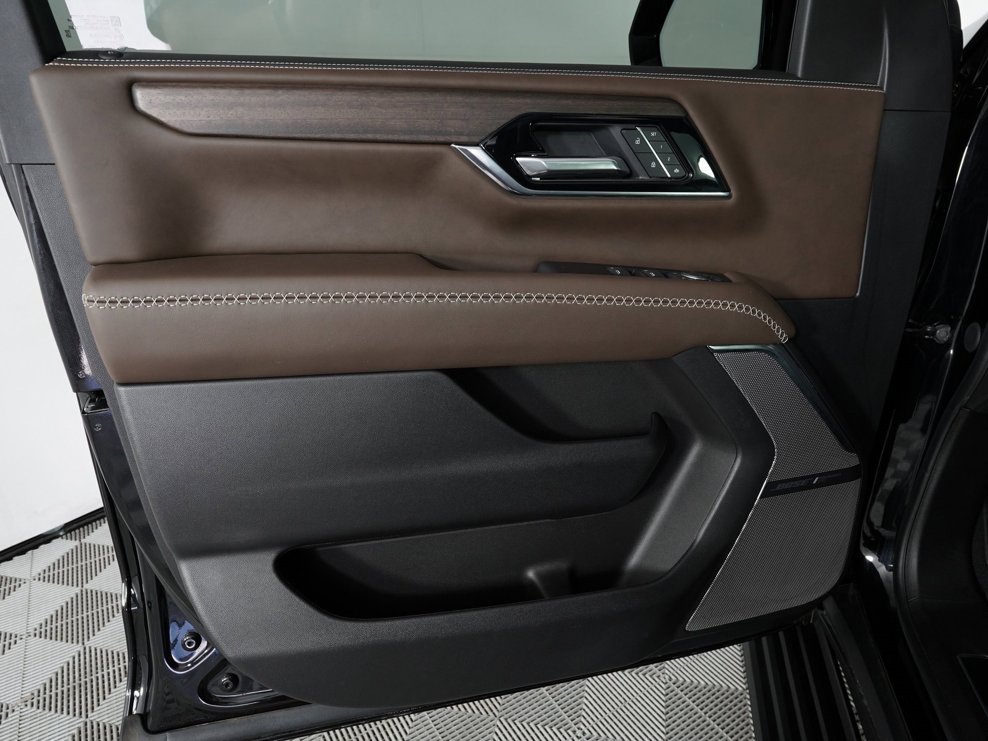 Used 2025 GMC Yukon XL Denali Ultimate image 19