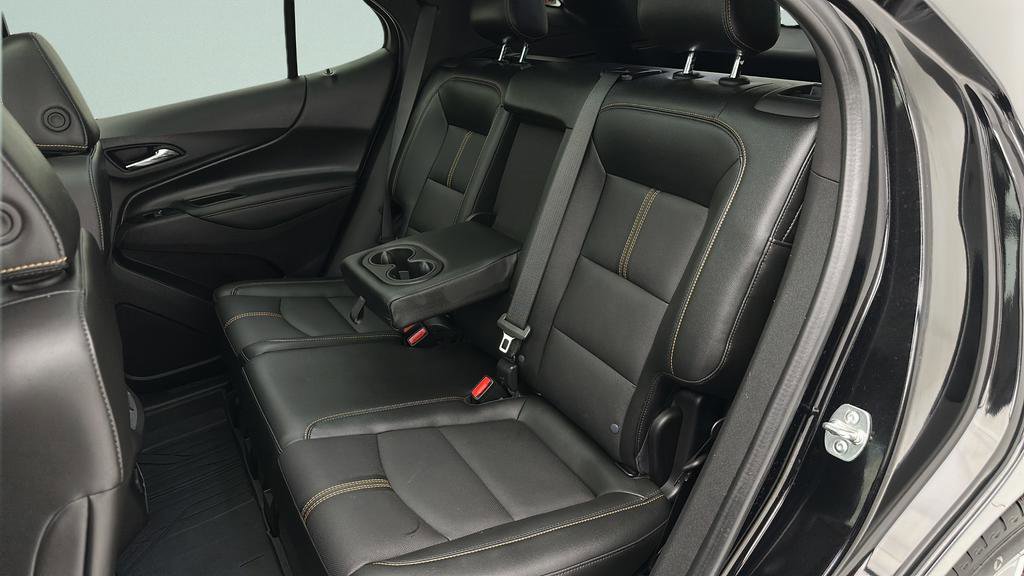 Used 2024 Chevrolet Equinox Premier AWD/4WD image 11