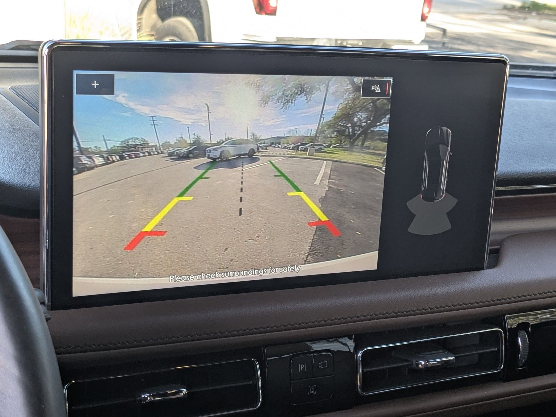 Used 2023 Lincoln Nautilus Reserve w/ Luxury Package image 16