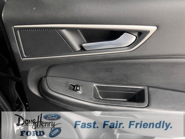 Used 2024 Ford Edge SEL image 32