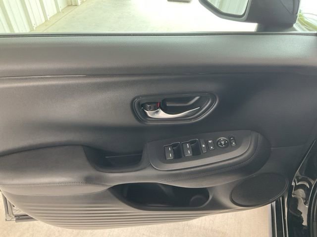 Certified 2026 Honda HR-V LX image 5