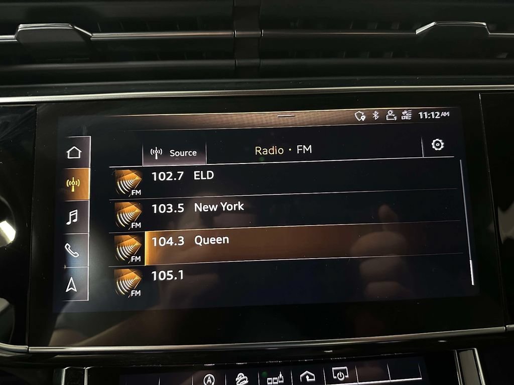 Used 2019 Audi Q8 Premium w/ Convenience Package AWD/4WD image 5