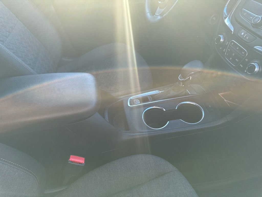 Used 2022 Chevrolet Equinox LT image 30