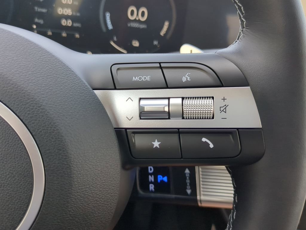 New 2025 Hyundai Sonata Limited image 13