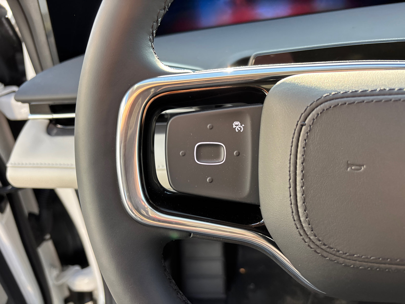 New 2026 Lincoln Nautilus Premier image 17