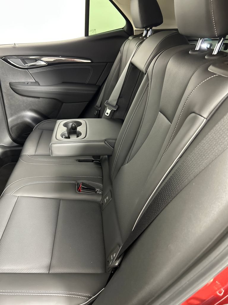Used 2023 Buick Envision Essence FWD image 17
