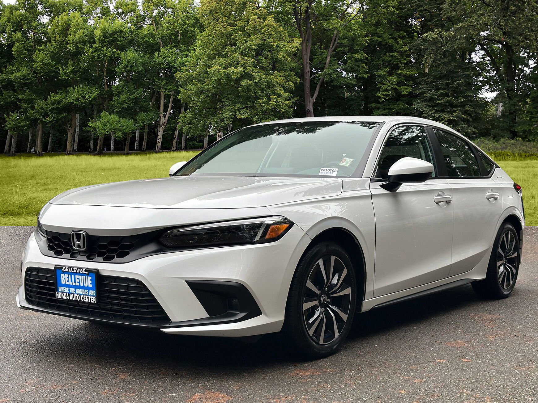 Used 2024 Honda Civic EX-L image 3