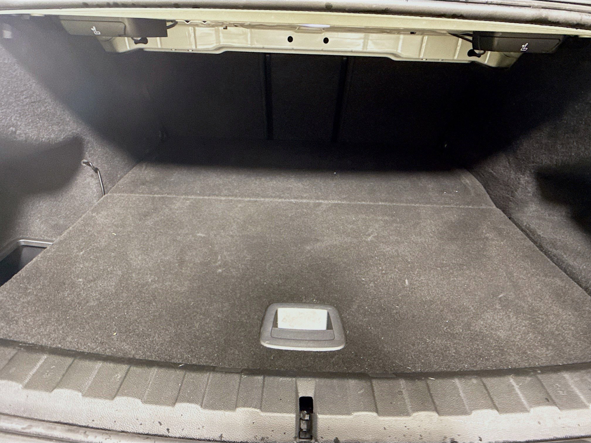 Used 2022 BMW 330e w/ M Sport Package image 35