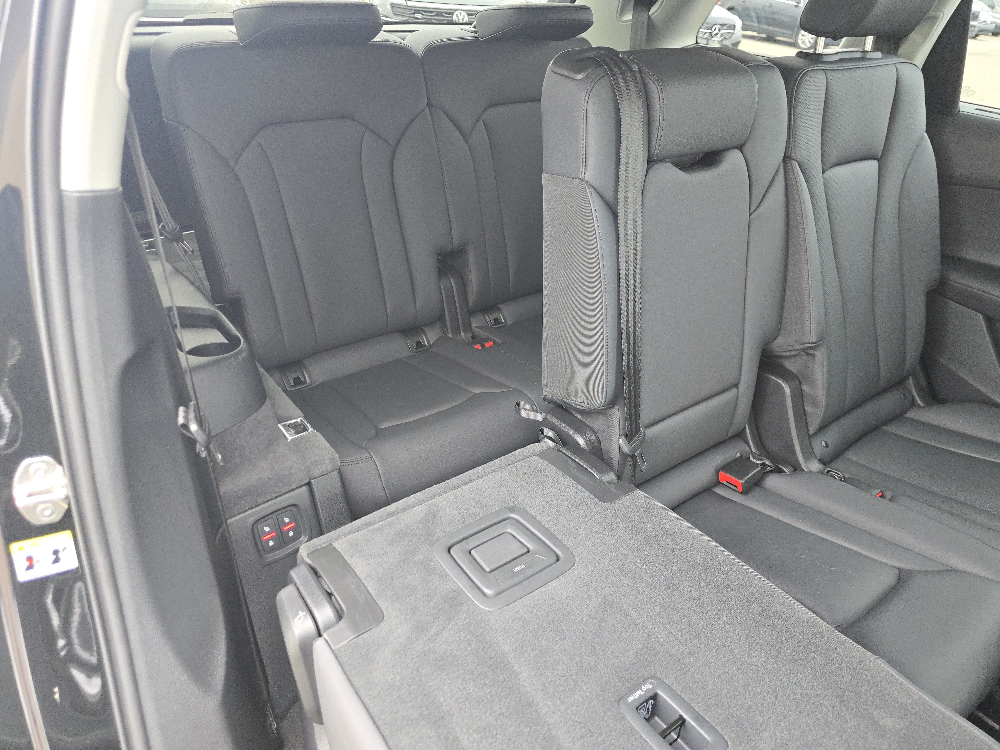 Certified 2024 Audi Q7 3.0T Prestige AWD/4WD image 19