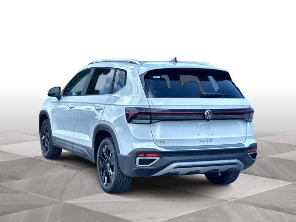 New 2026 Volkswagen Taos SE FWD image 6