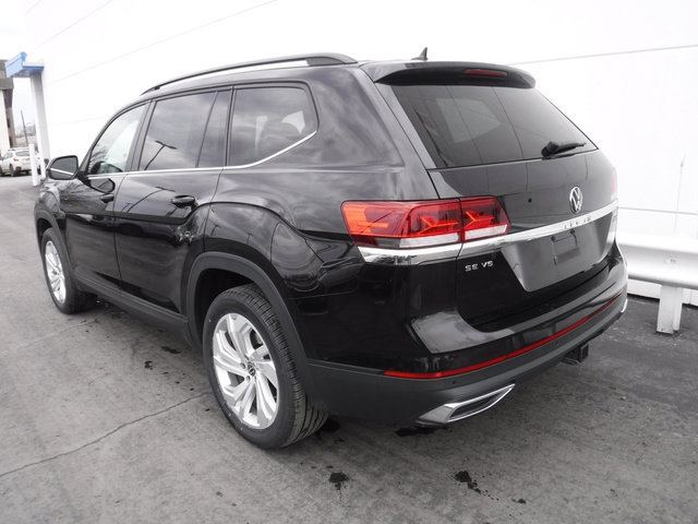 Used 2021 Volkswagen Atlas SE w/ Panoramic Sunroof Package image 12