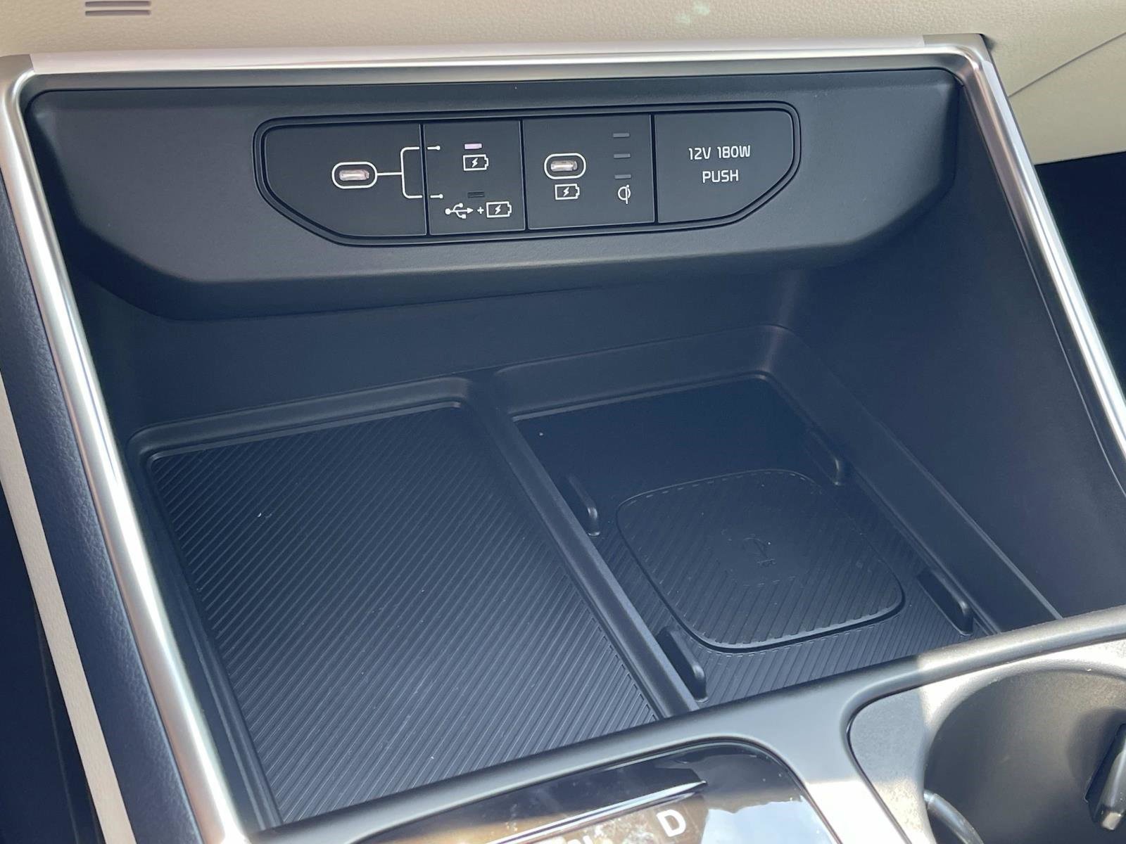 New 2026 Kia Carnival SX Prestige image 32