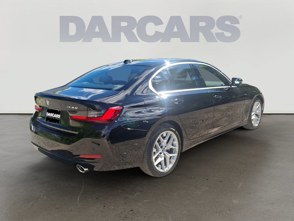Used 2025 BMW 330i xDrive Sedan w/ Premium Package AWD/4WD image 7