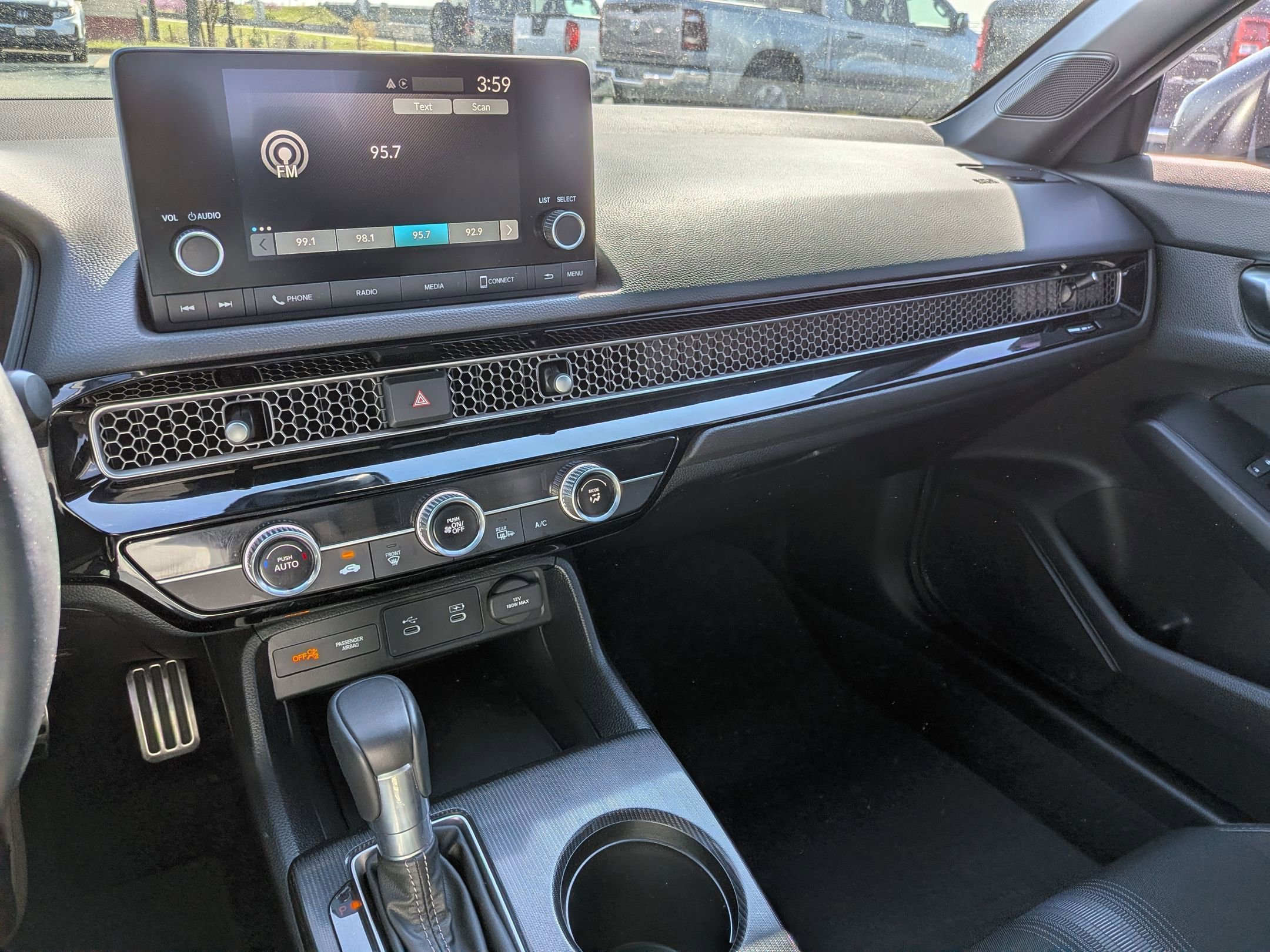 Used 2025 Honda Civic Sport image 22