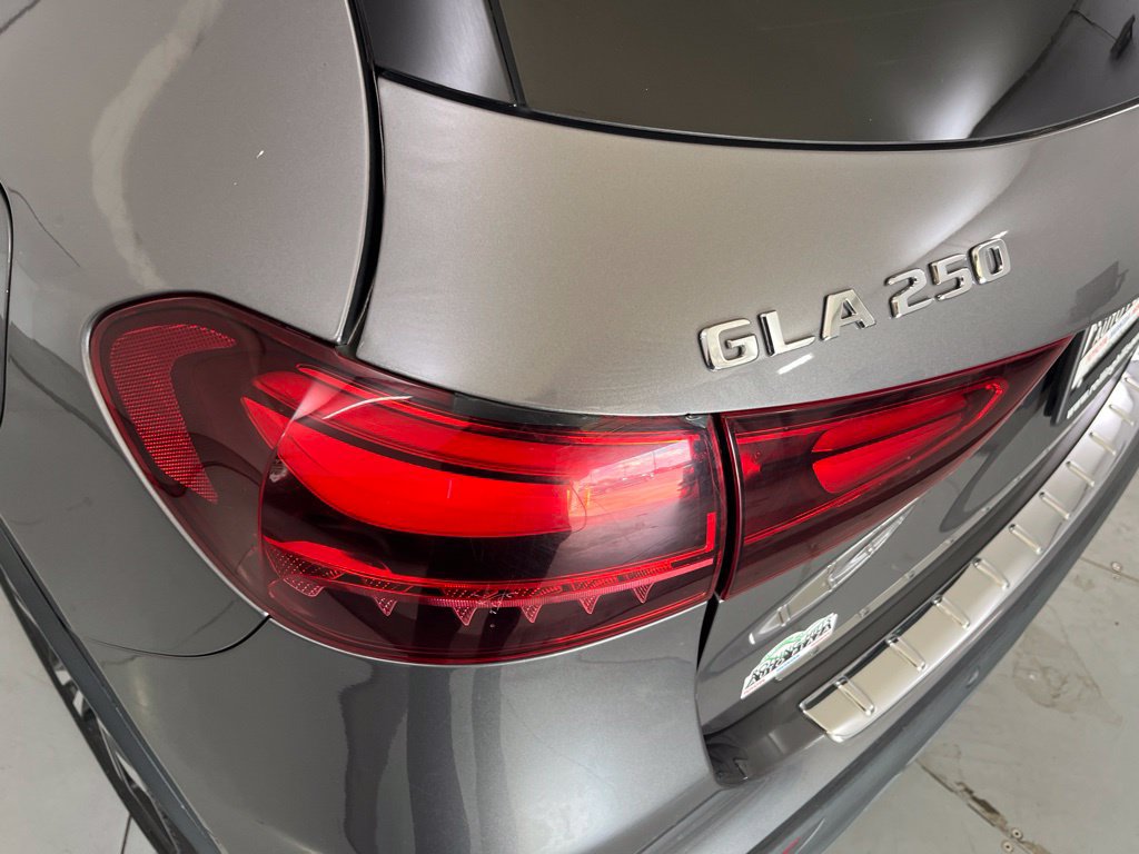 Used 2025 Mercedes-Benz GLA 250 4MATIC image 44
