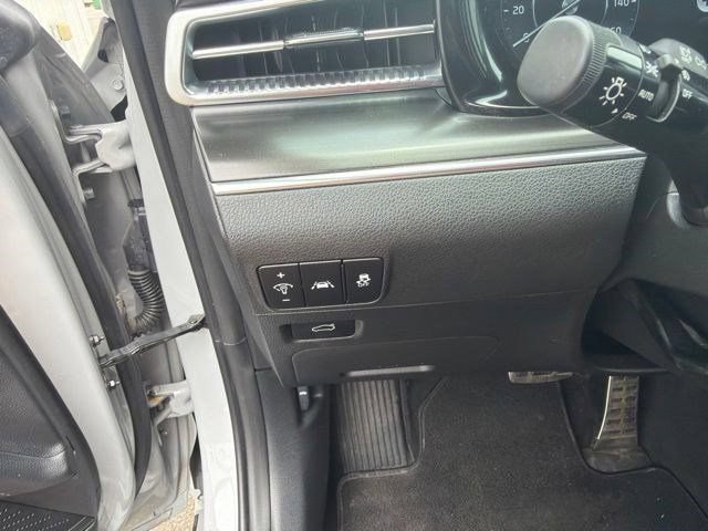 Used 2023 Kia K5 GT FWD image 19