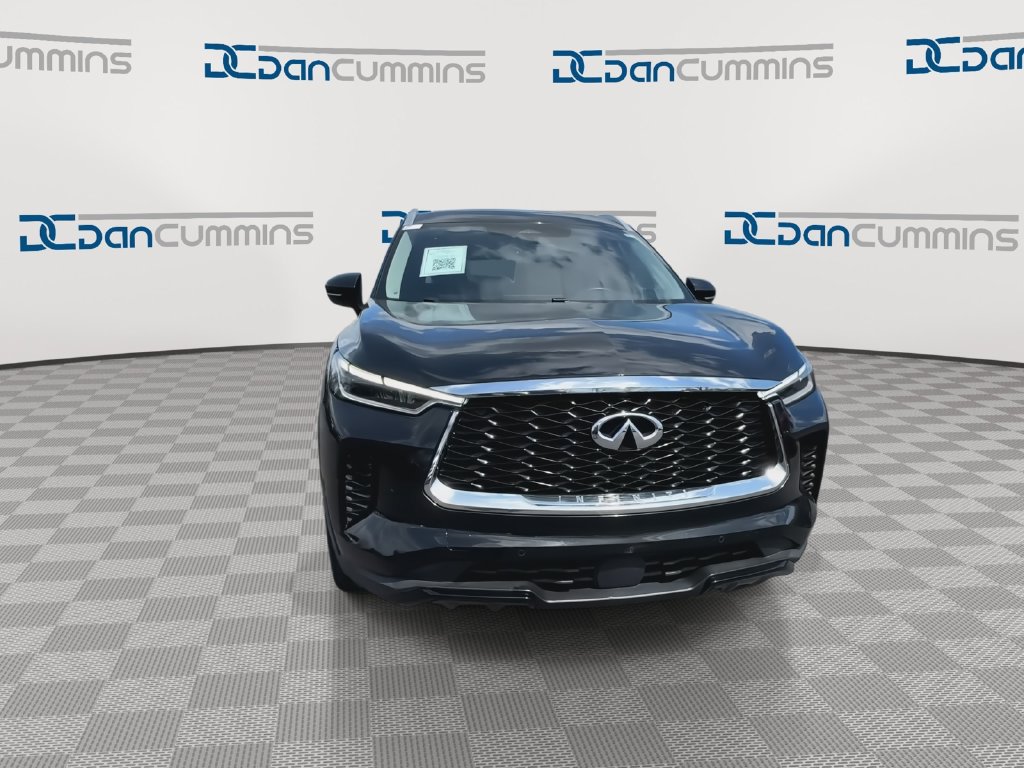 Used 2023 INFINITI QX60 Luxe w/ Cargo Package AWD/4WD image 3
