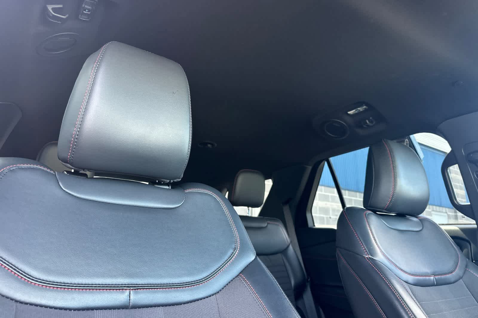 Certified 2025 Ford Explorer ST-Line AWD/4WD image 18
