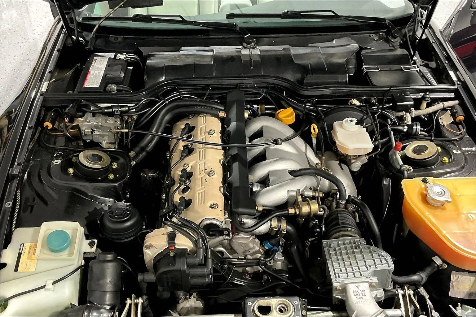 Used 1989 Porsche 944 S2 image 28