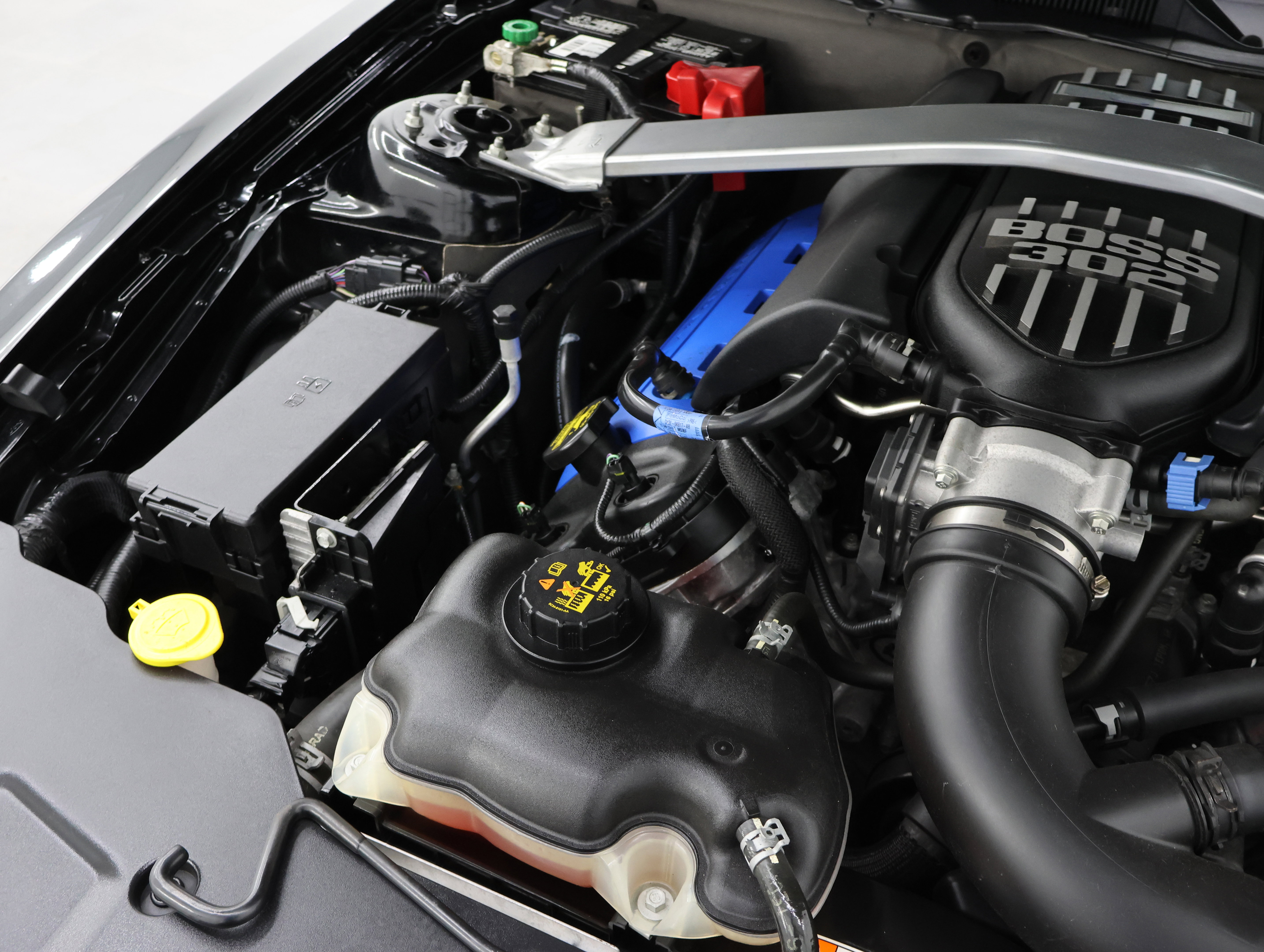 Used 2012 Ford Mustang Boss 302 RWD image 18