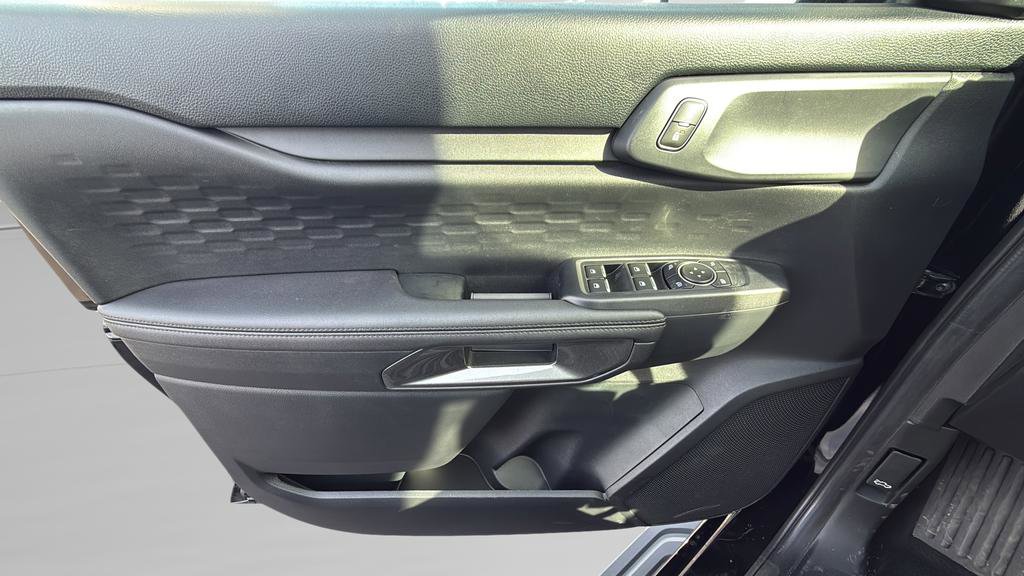 New 2025 Ford Ranger XLT w/ Equipment Group 301A High image 12