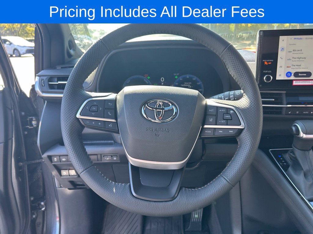 New 2025 Toyota Sienna Limited FWD image 16