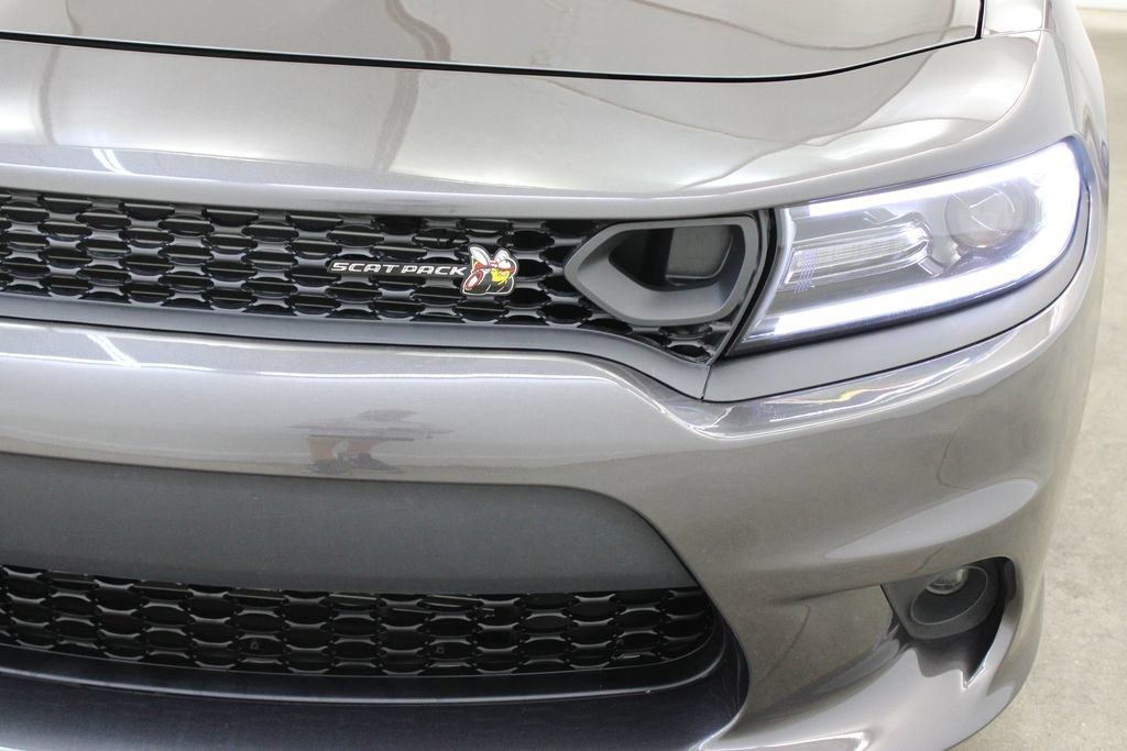 Used 2019 Dodge Charger Scat Pack RWD image 8