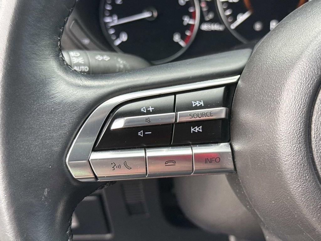 Used 2021 MAZDA MAZDA3 s image 40