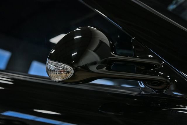 Used 2006 Mercedes-Benz SLR image 18