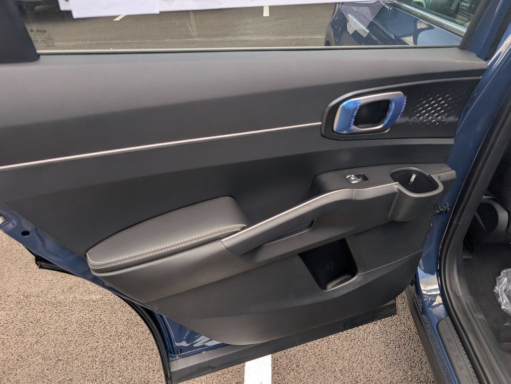 New 2026 Kia Sorento S w/ S Panoramic Sunroof Package AWD/4WD image 9