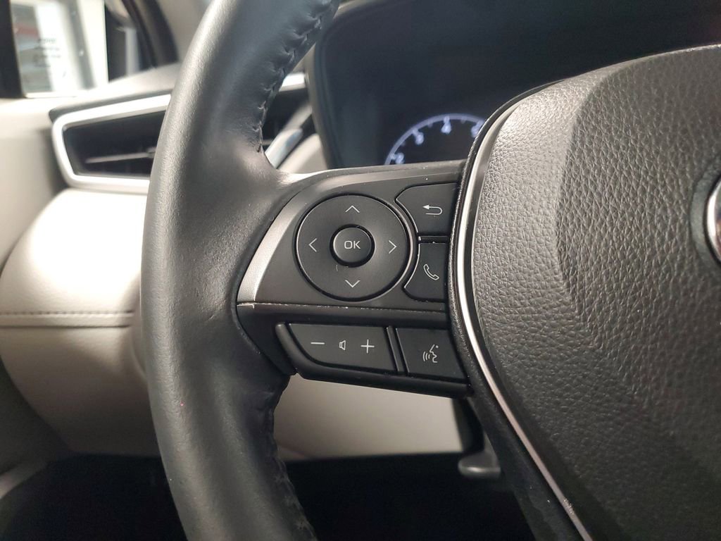Certified 2023 Toyota Corolla Cross LE image 20