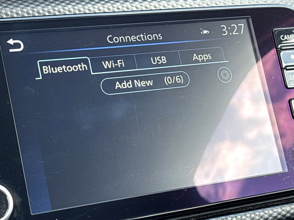 Used 2024 Nissan Kicks SV FWD image 7