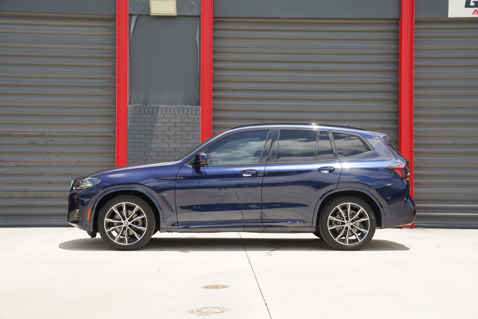 Used 2022 BMW X3 sDrive30i w/ M Sport Package 2 RWD image 7