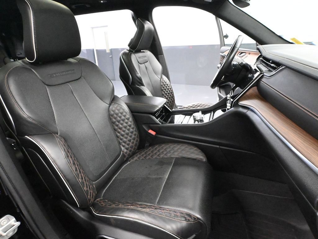 Used 2021 Jeep Grand Cherokee L Summit w/ Luxury Tech Group V image 60