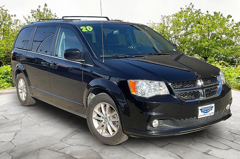 Used 2020 Dodge Grand Caravan SXT image 3