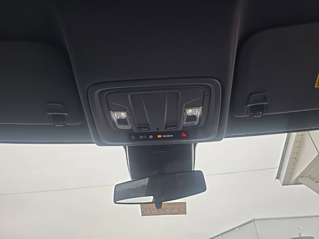 Used 2026 Chevrolet Silverado 1500 Custom image 26