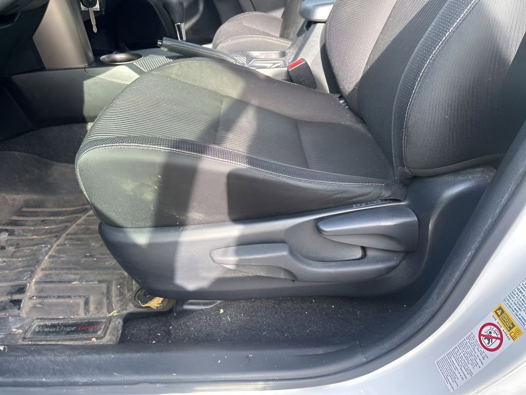 Used 2014 Toyota RAV4 XLE image 21