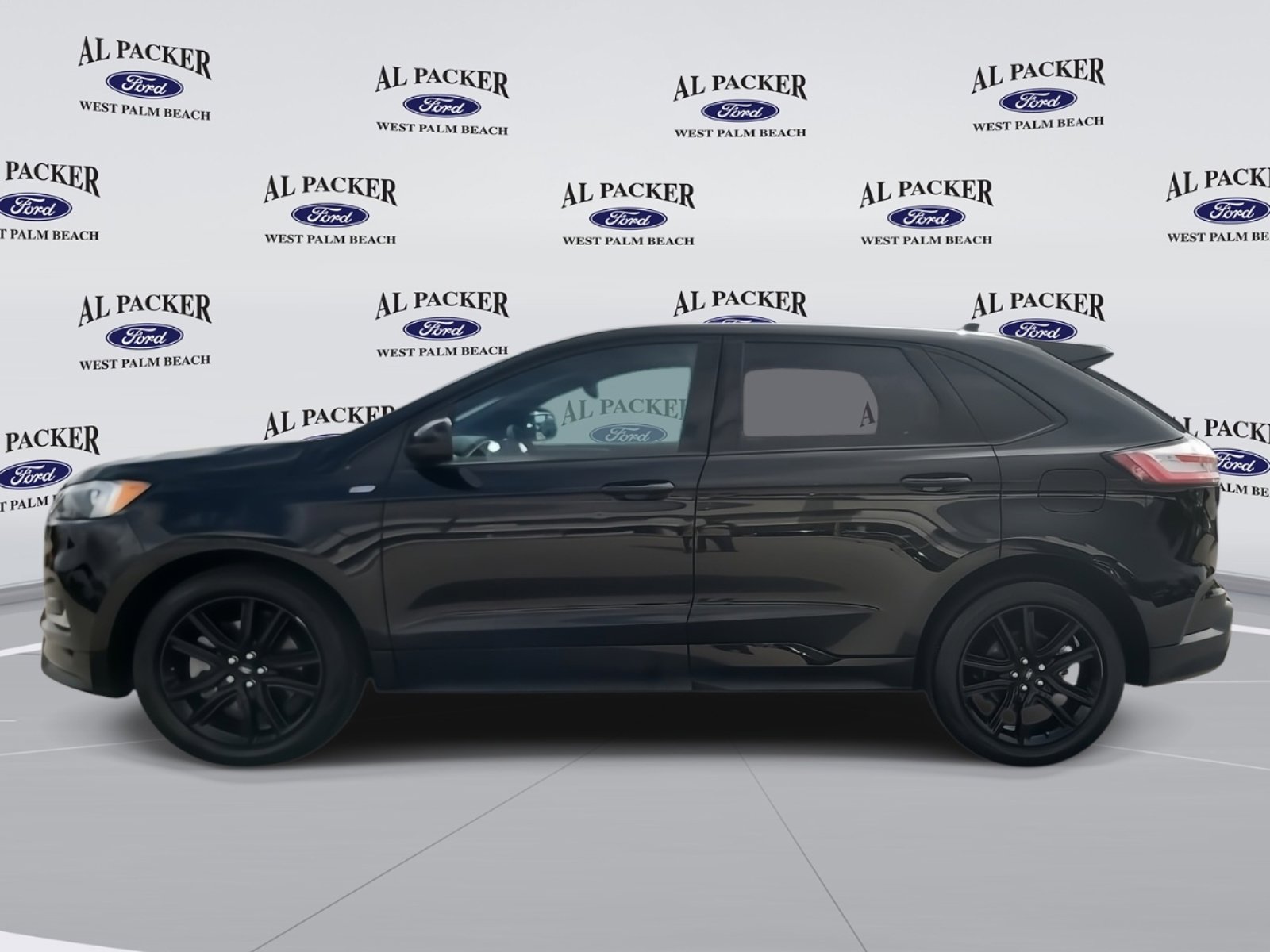 Used 2021 Ford Edge ST-Line image 2