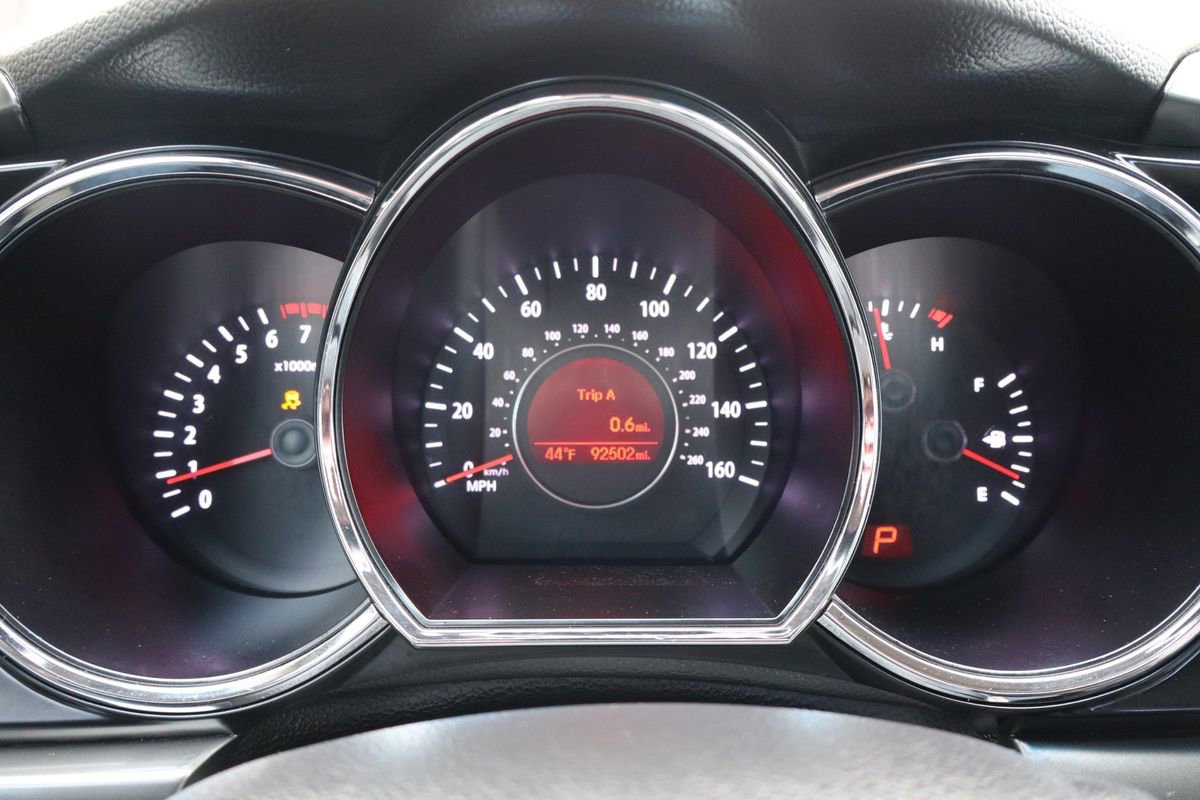 Used 2013 Kia Optima LX image 32