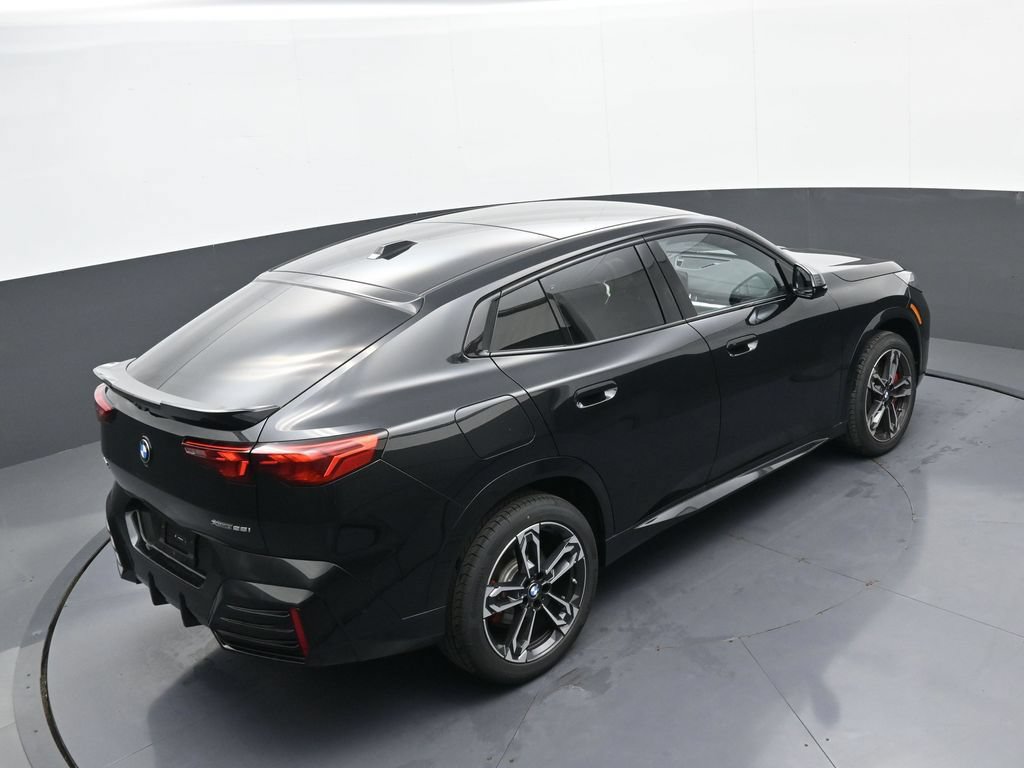 New 2026 BMW X2 xDrive28i w/ Technology Package AWD/4WD image 35