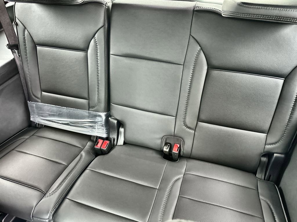 New 2026 GMC Yukon Denali w/ Sun & Power Step Package image 18
