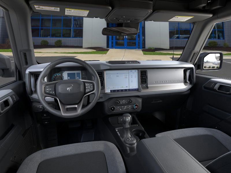 New 2025 Ford Bronco Base image 7