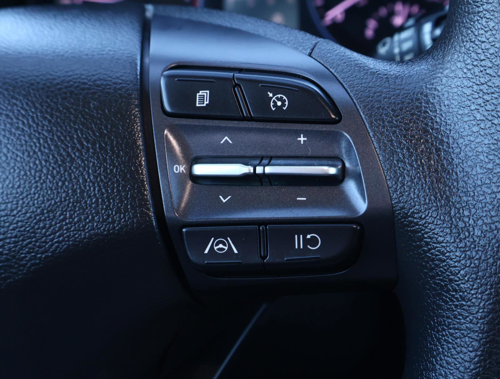 Used 2023 Hyundai Kona SEL w/ Cargo Package image 20