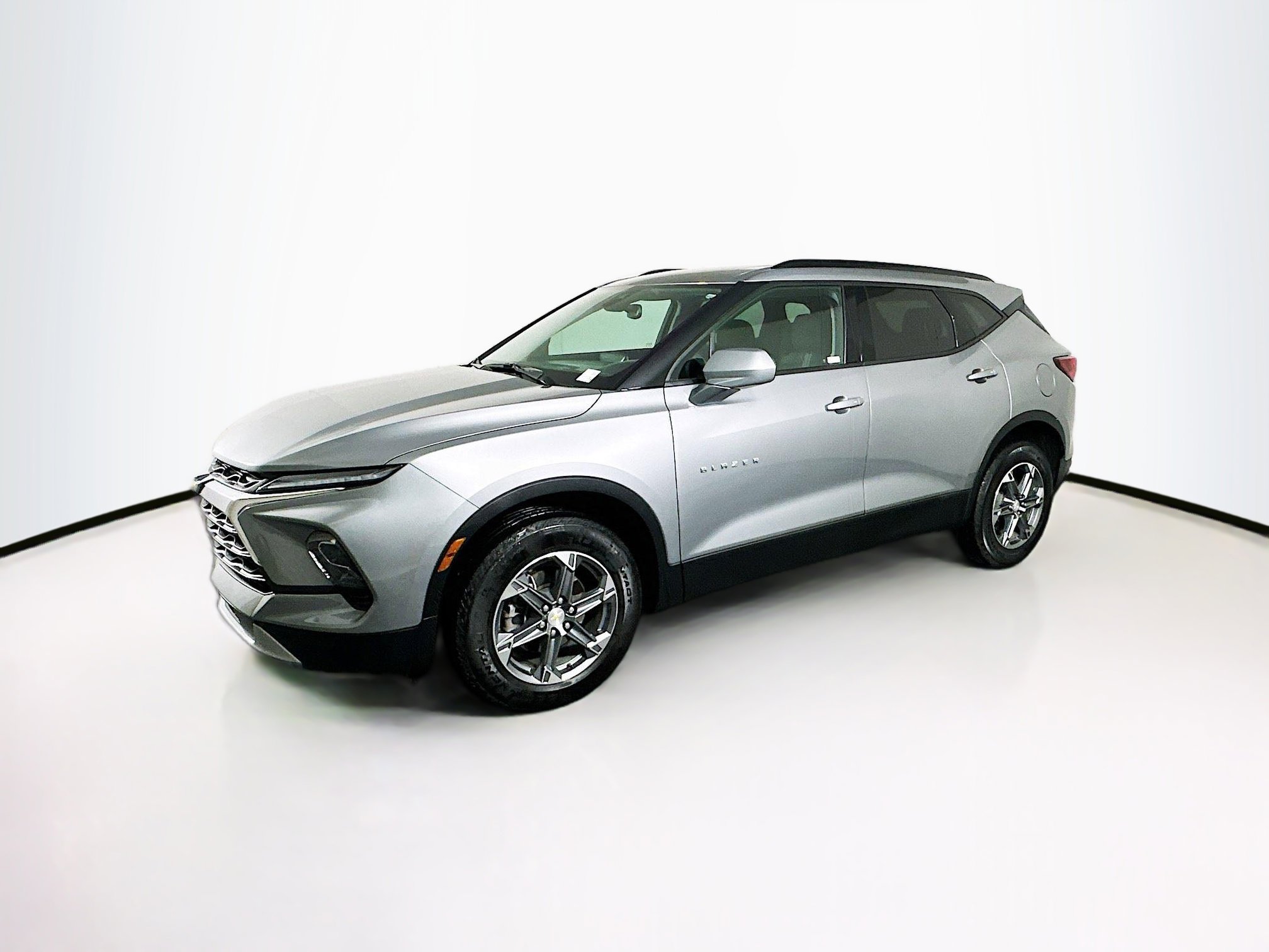 Used 2024 Chevrolet Blazer LT w/ Convenience Package image 4