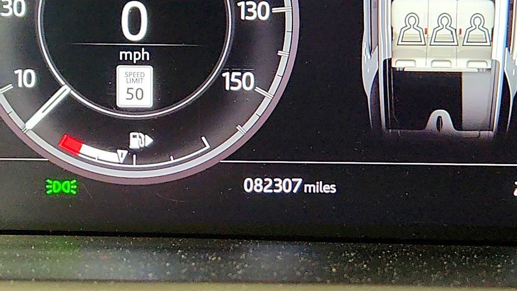 Used 2018 Land Rover Discovery HSE AWD/4WD image 16