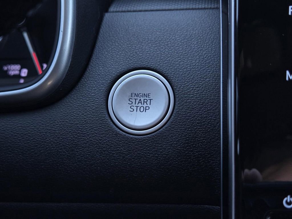 Used 2022 Hyundai Santa Cruz SEL image 13