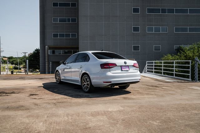 Used 2017 Volkswagen Jetta SE image 21